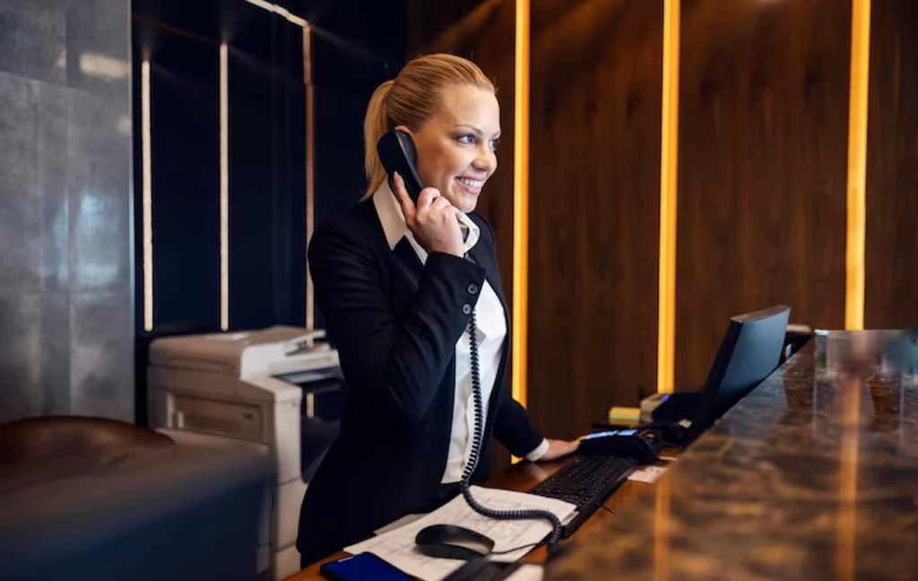 Recepcionistas treinadas da Start Limp