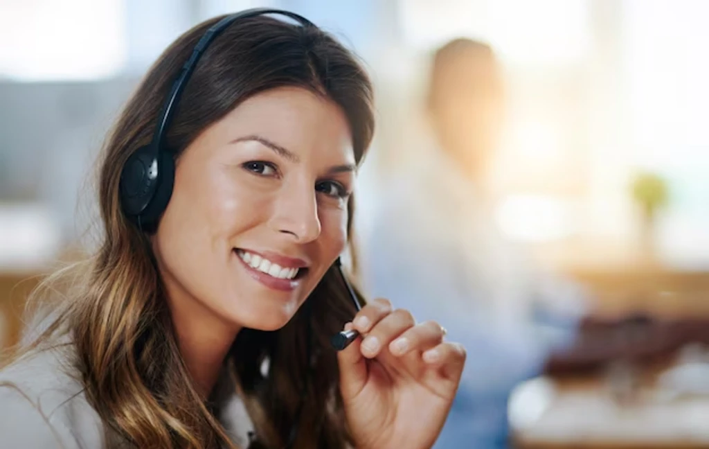 Telefonistas treinadas da Start Limp